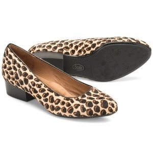 Sofft Belicia Leopard Print Flats Sz 6.5
